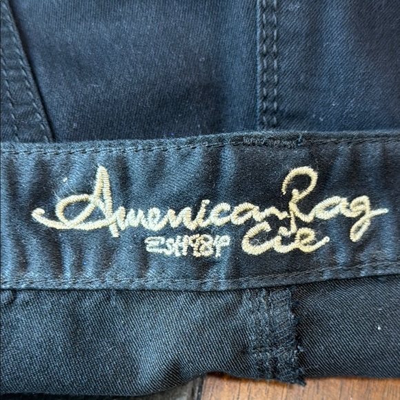 NWOT!! Classic Black Women's Jeans - Picture 7 of 8